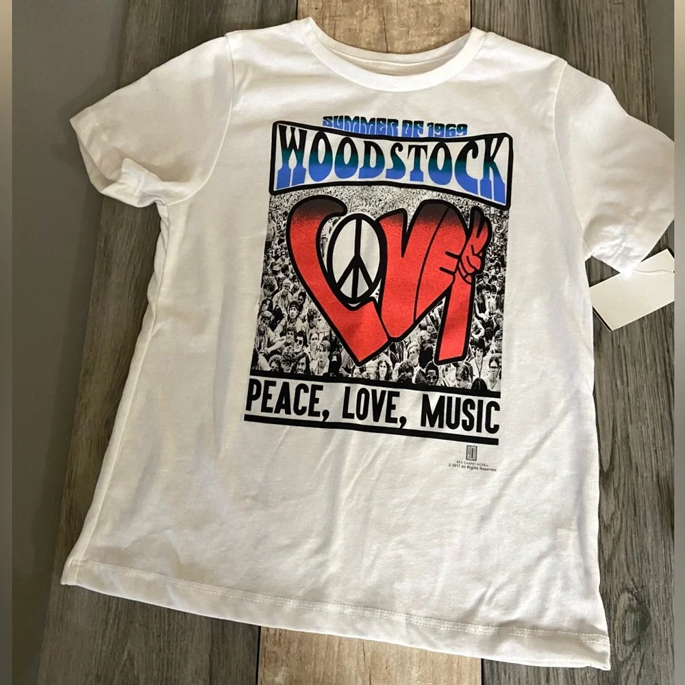 NWT Mini fine Woodstock Graphic T-shirt Size 6